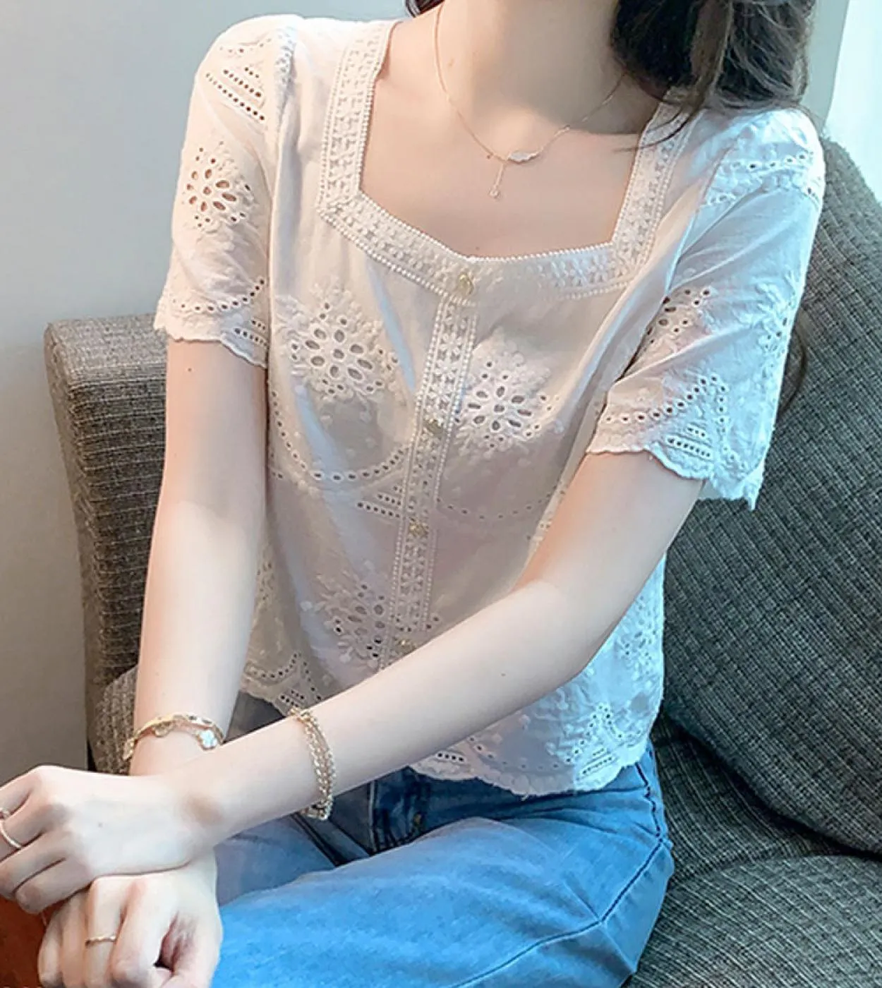 Estate 2022 Camicetta di pizzo in chiffon Donna Blusas Camicetta bianca dolce casual Scava fuori Abiti Colletto quadrato di moda
