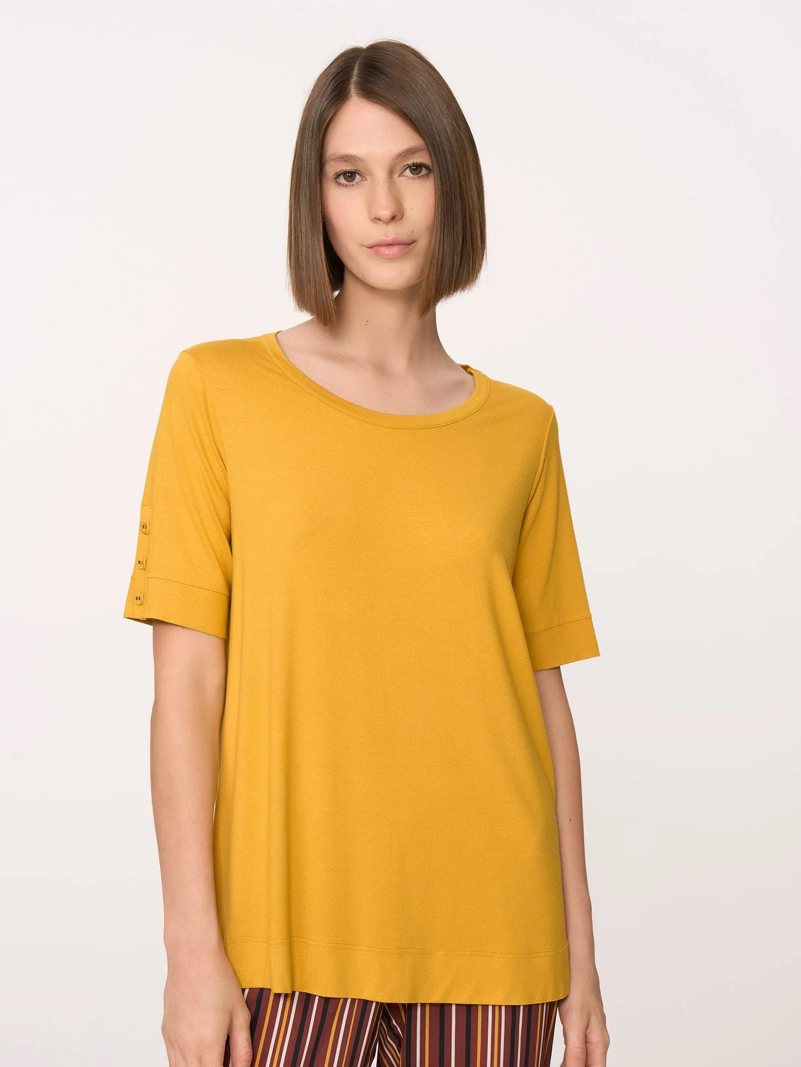 T-shirt girocollo con bottoni in Viscosa Summer  - Golden Spice
